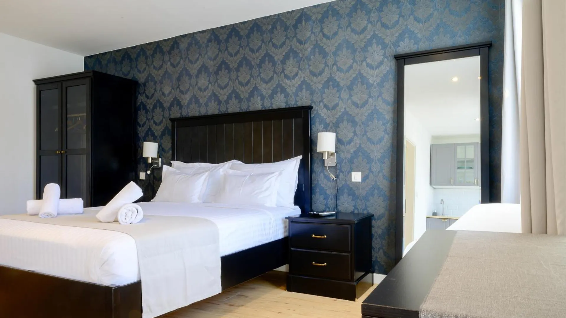 Wind Rose Split Hotel 3*,