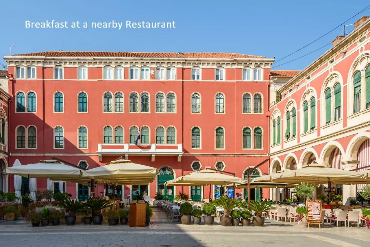 Wind Rose Split Hotel