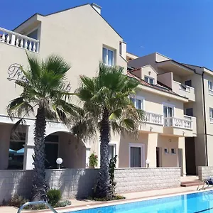 Hotel Kastel Povljana